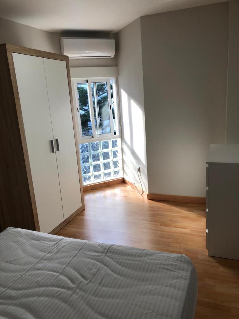 Apartamento Plaza Torre Clara ロケタス・デ・マル エクステリア 写真